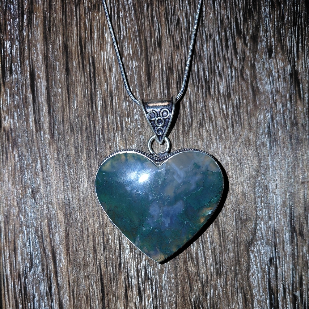 Heart-Shaped Moss Agate Pendant Necklace